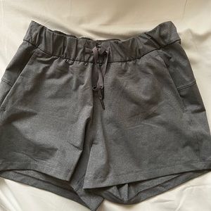 Lululemon shorts size 6